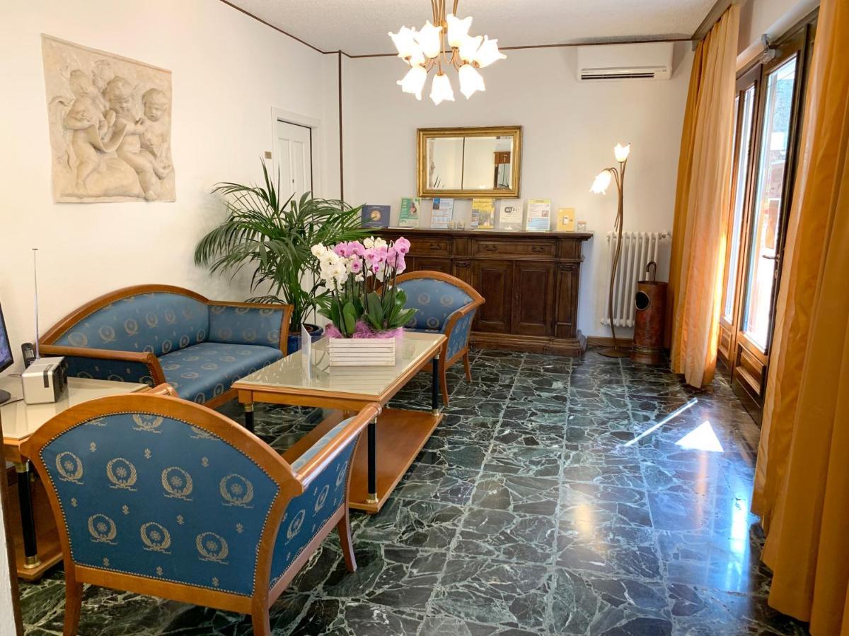Hotel Villa Margherita Limone sul Garda Kültér fotó
