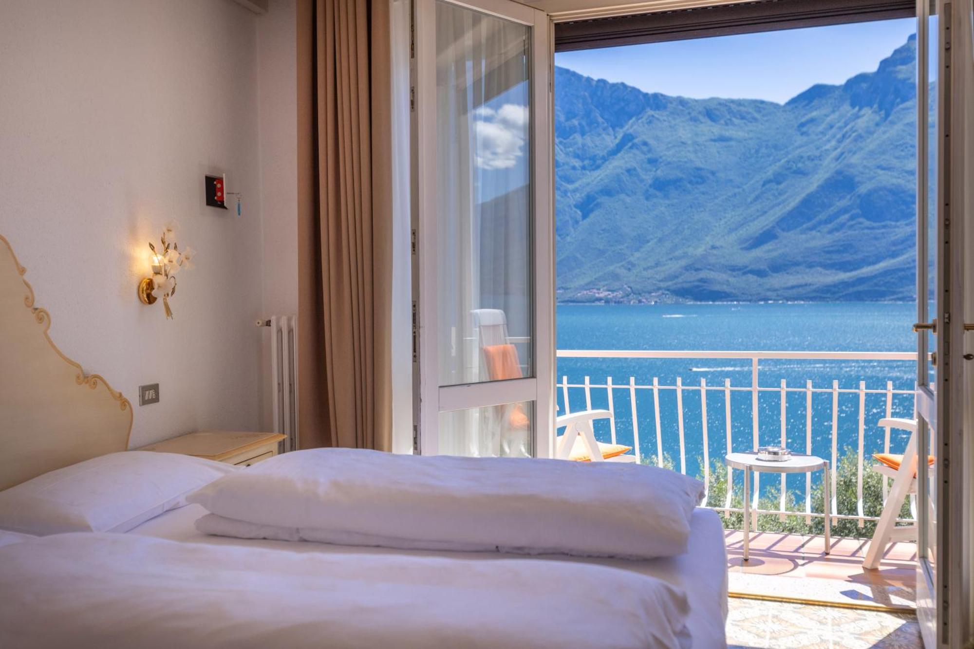 Hotel Villa Margherita Limone sul Garda Kültér fotó