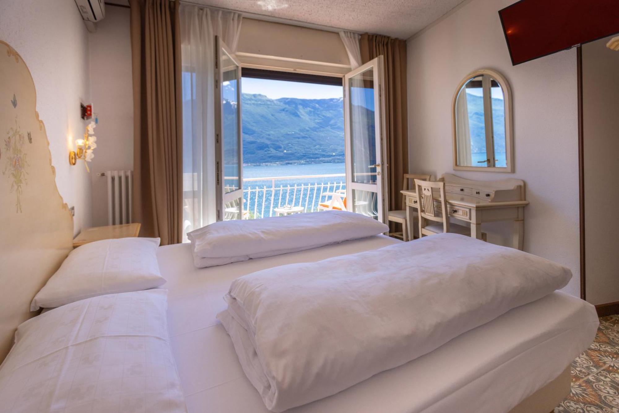 Hotel Villa Margherita Limone sul Garda Kültér fotó