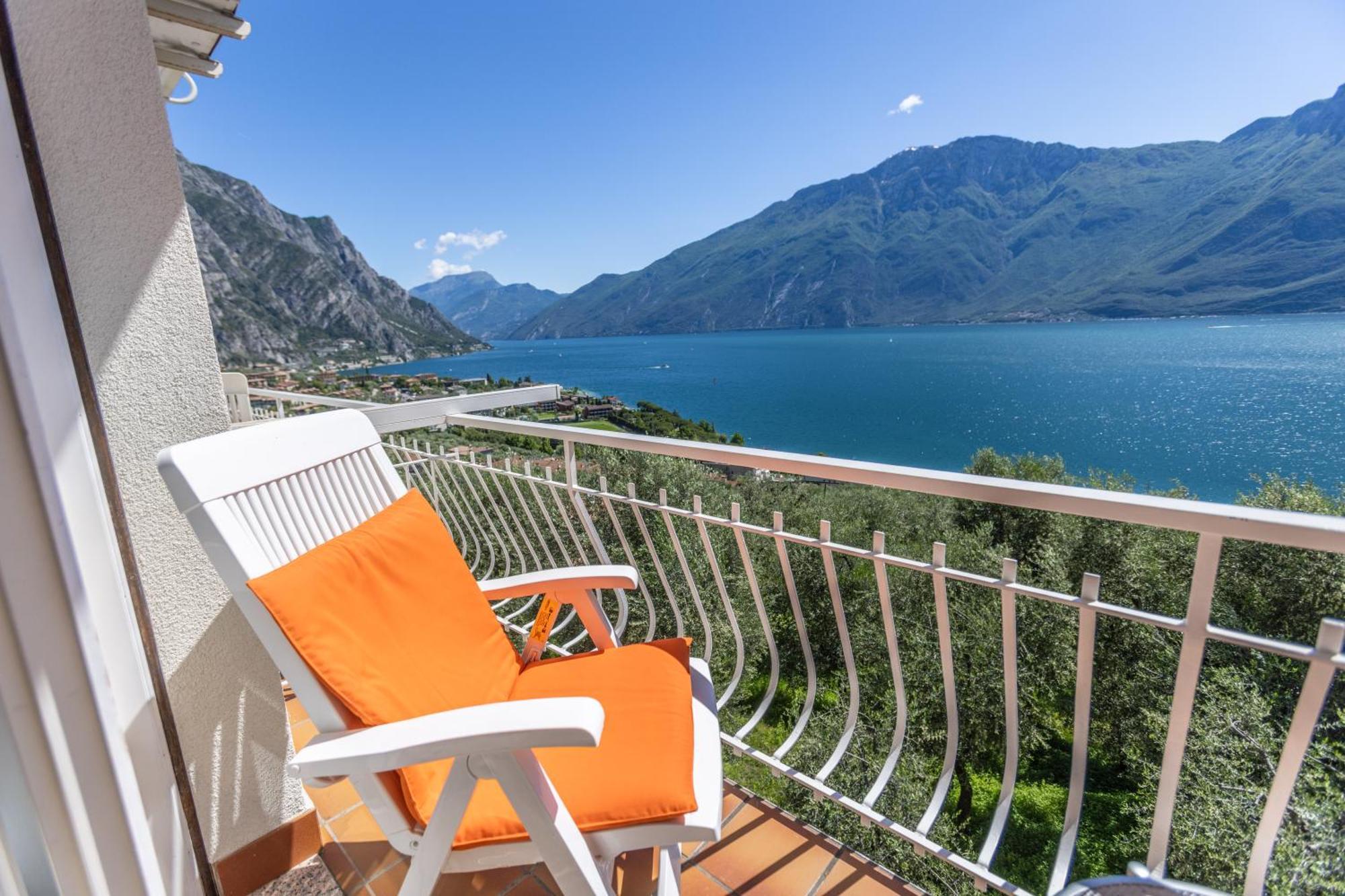 Hotel Villa Margherita Limone sul Garda Kültér fotó