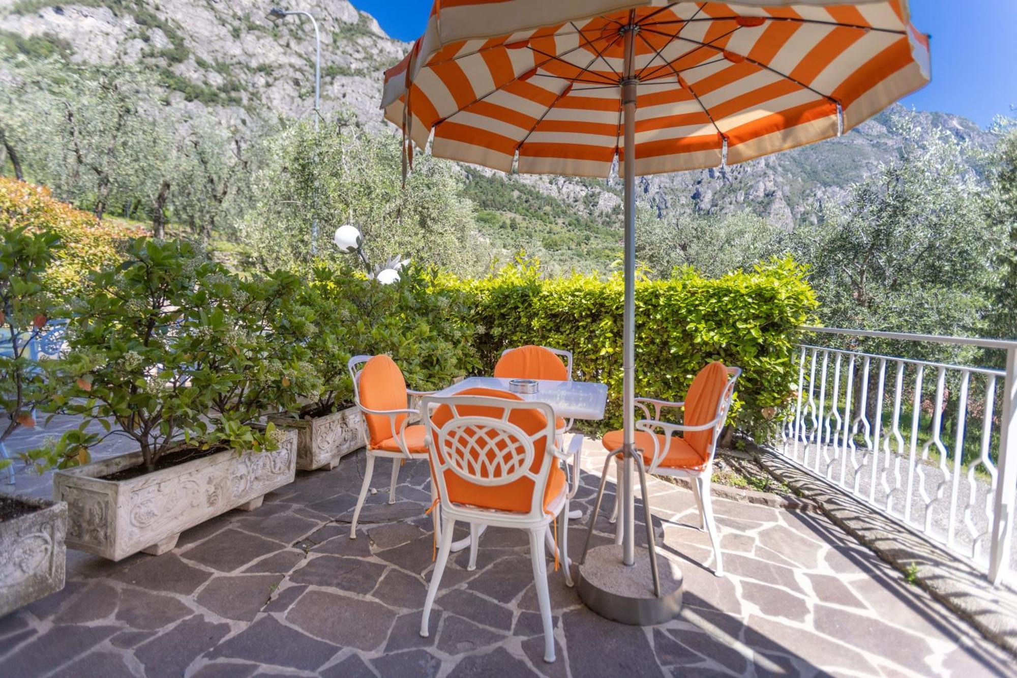 Hotel Villa Margherita Limone sul Garda Kültér fotó